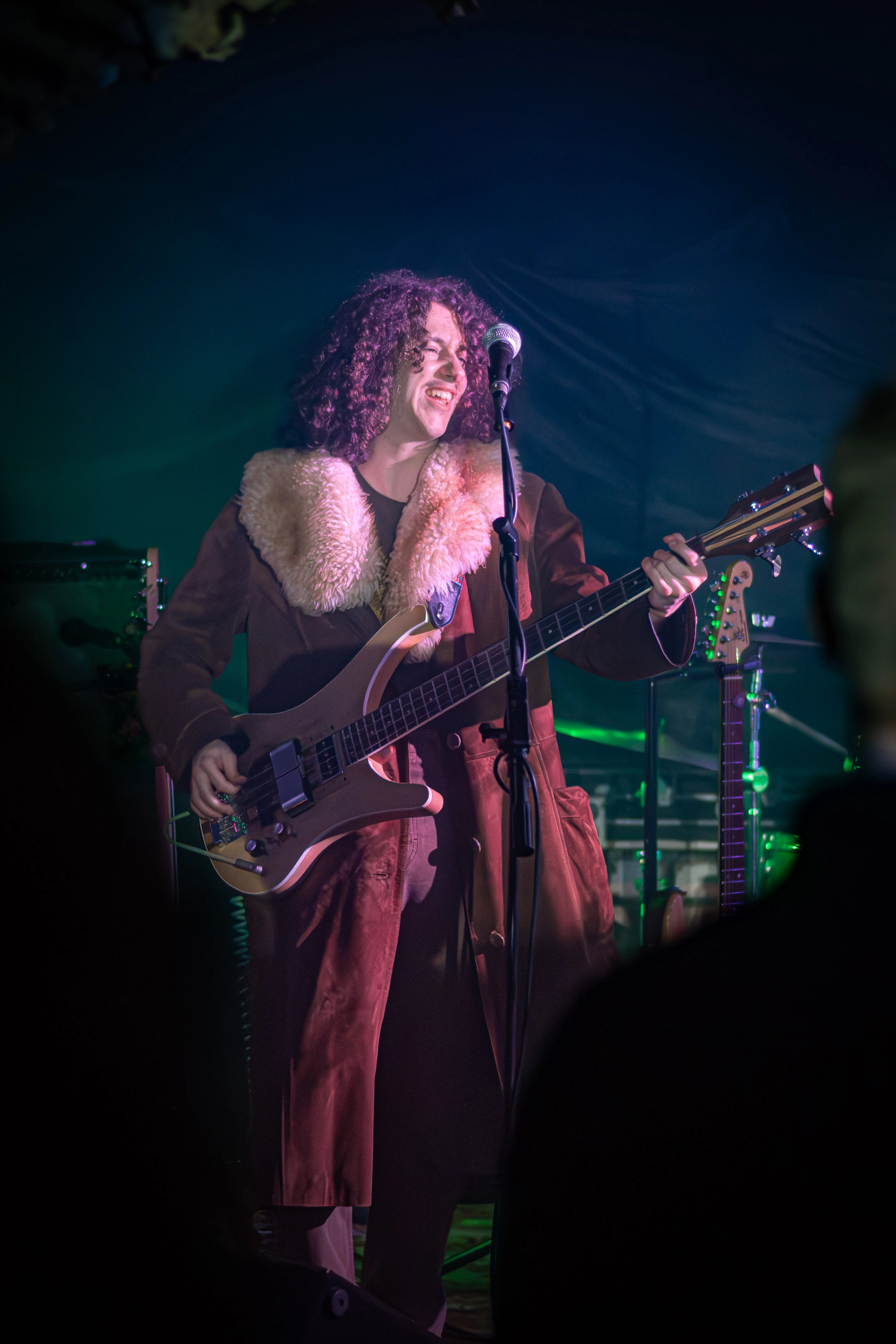 Koncert — Backdoor People