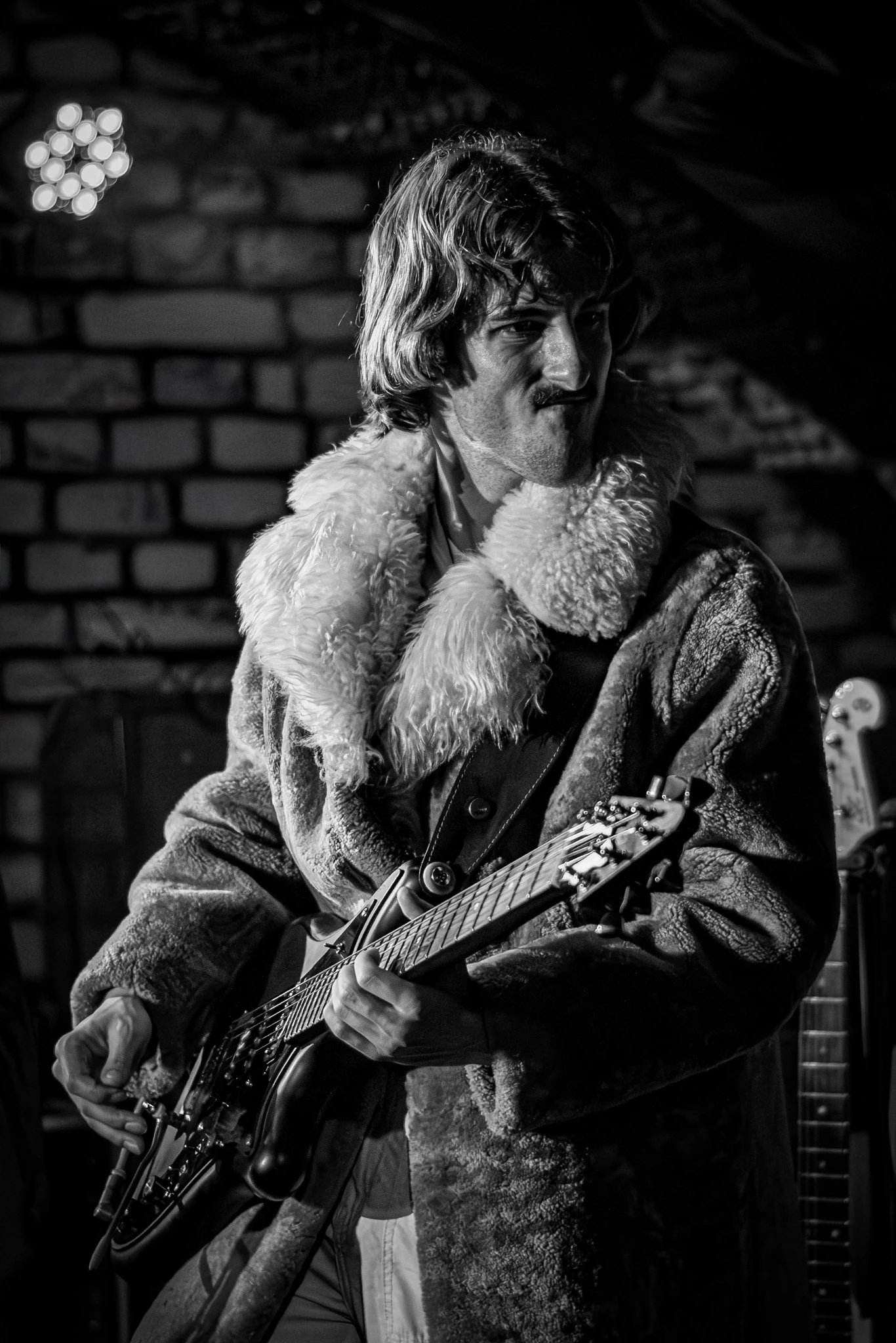 Koncert — Backdoor People